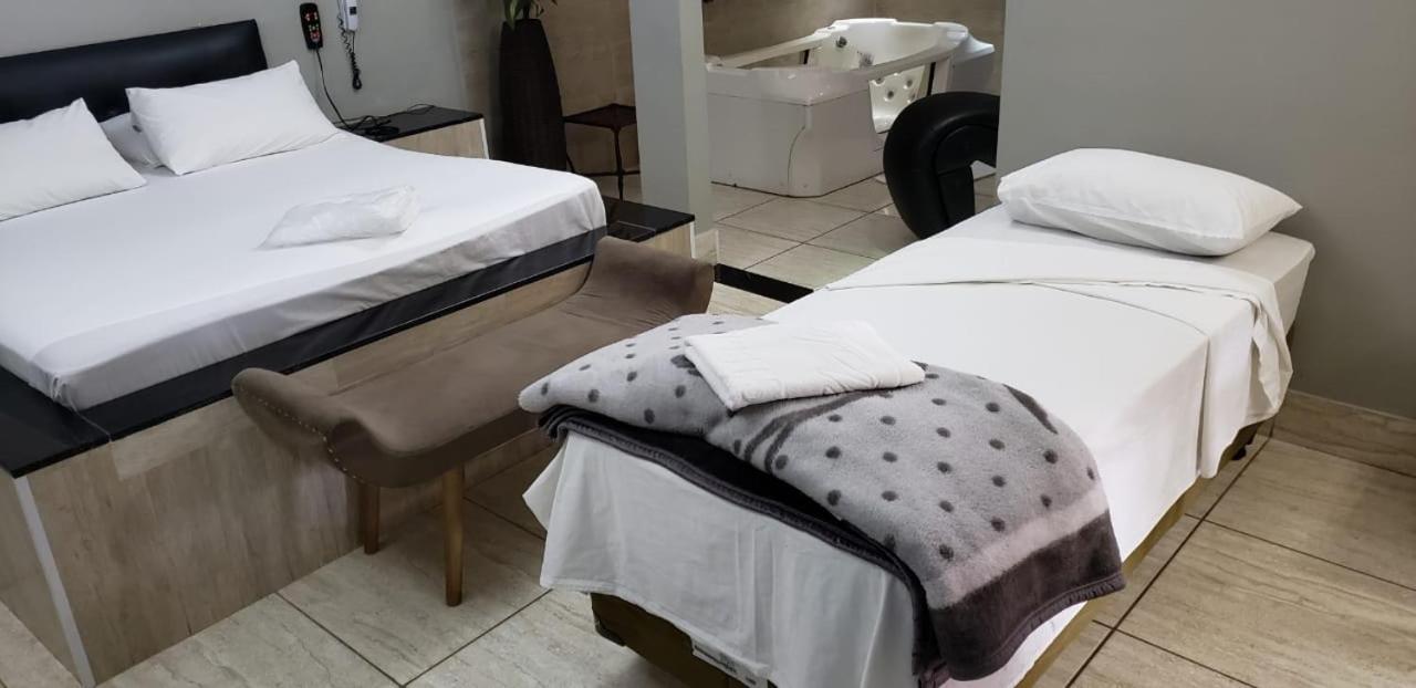 Castellu'S (Adults Only) Hotel Pirassununga Kültér fotó